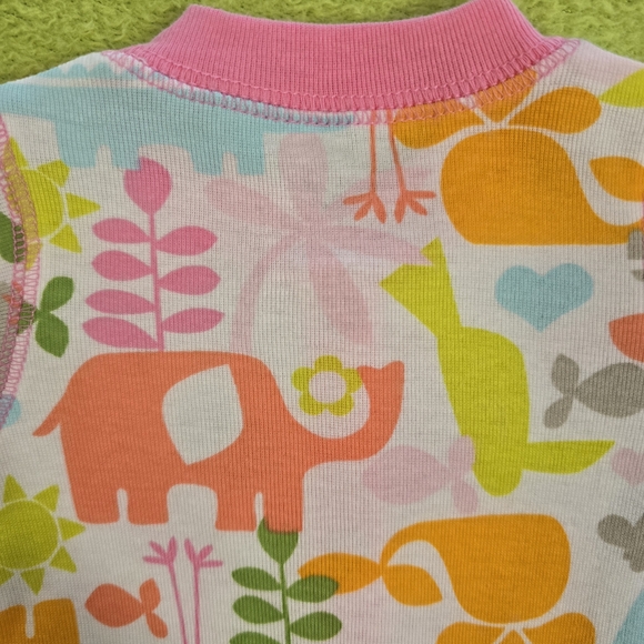 NWT  NEWBORN Carter's Pink and Multicolor Animal Print One Piece (Q2) - Picture 4 of 8